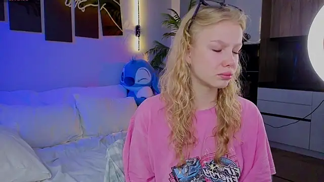 emilyshepar d online show from 24, 4, 2026
