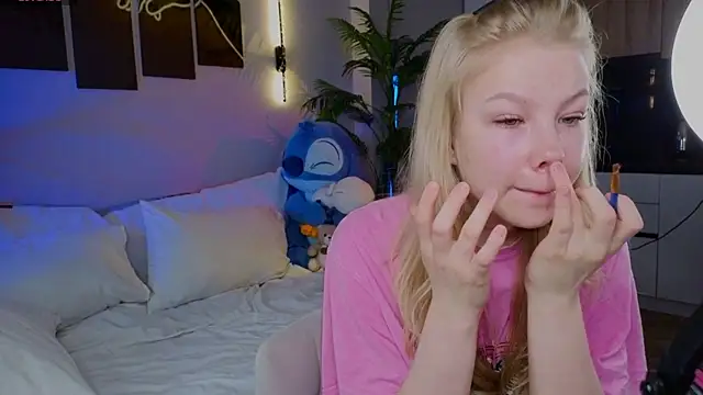 emilyshepar d online show from 22, 4, 2026