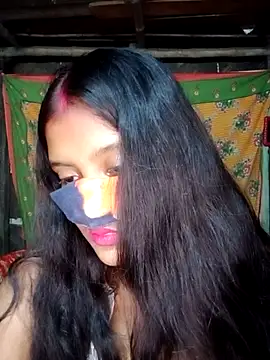 RAYI Queen 4 online show from 8, 10, 2025