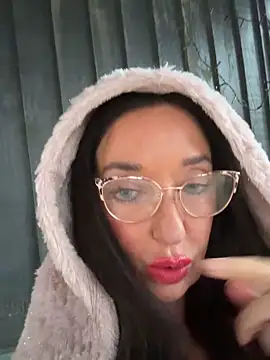 Snapshot of Kinky-CarlaXX chatting on 4, 5, 2026 Kinky-CarlaXX online show from 4, 5, 2026