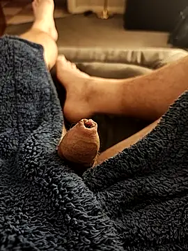 Snapshot of hubbyfun19 chatting on 28, 9, 2025 hubbyfun19 online show from 28, 9, 2025