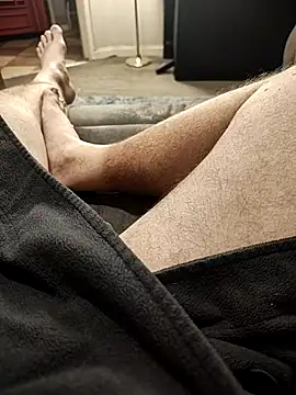 Snapshot of hubbyfun19 chatting on 6, 11, 2025 hubbyfun19 online show from 6, 11, 2025