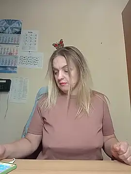 Snapshot of Ami_Foxy chatting on 29, 5, 2026 Ami Foxy online show from 29, 5, 2026