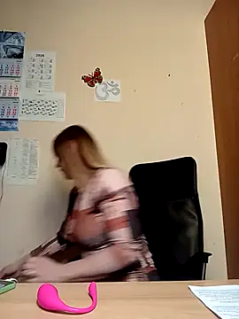 Snapshot of Ami_Foxy chatting on 7, 5, 2026 Ami Foxy online show from 7, 5, 2026