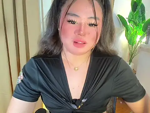 Snapshot of ursexy_ceciliaxx chatting on 8, 5, 2026 ursexy ceciliaxx online show from 8, 5, 2026