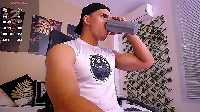 ChristopherBlack  online show from 10, 1, 2026