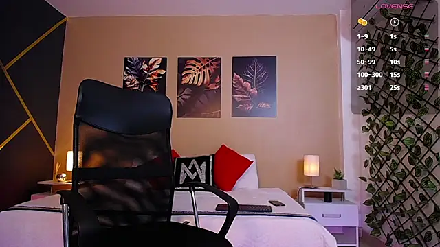 ChristopherBlack  online show from 13, 3, 2026