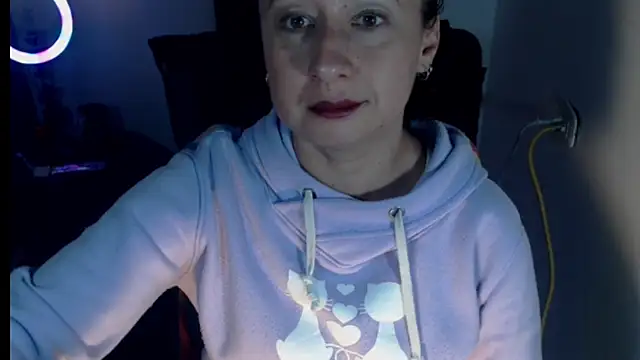 Milf Valeria online show from 16, 10, 2025