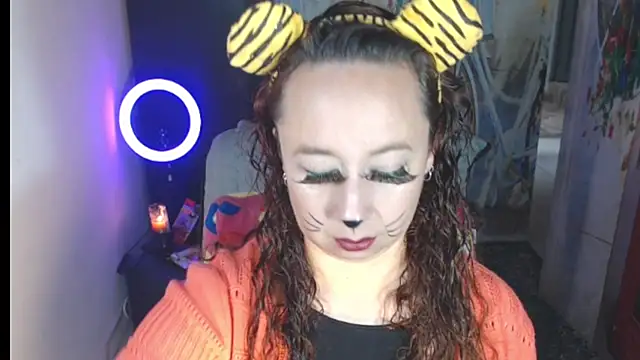 Milf Valeria online show from 31, 10, 2025