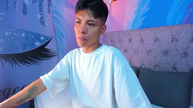 MaxiWildd online show from 6, 3, 2026