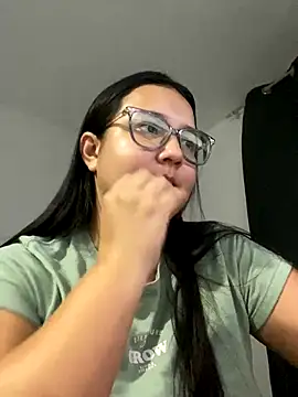 Kyleighc online show from 26, 10, 2025