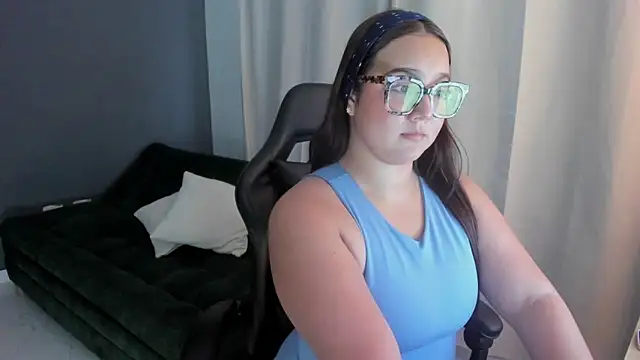 Kyleighc online show from 13, 4, 2026