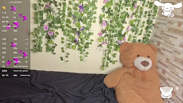 Snapshot of Amy_Moonlight chatting on 9, 7, 2026 Amy Moonlight online show from 9, 7, 2026
