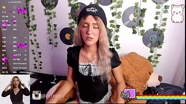 Snapshot of Amy_Moonlight chatting on 9, 9, 2025 Amy Moonlight online show from 9, 9, 2025