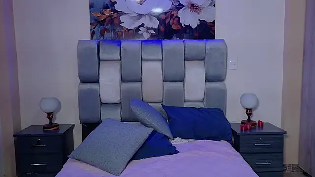 Snapshot of saramikaelson chatting on 21, 10, 2025 saramikaelson online show from 21, 10, 2025