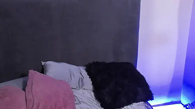 saramikaelson online show from 24, 2, 2026