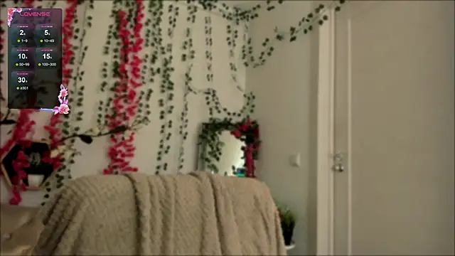 Snapshot of Rita_Wild chatting on 9, 10, 2025 Rita Wild online show from 9, 10, 2025