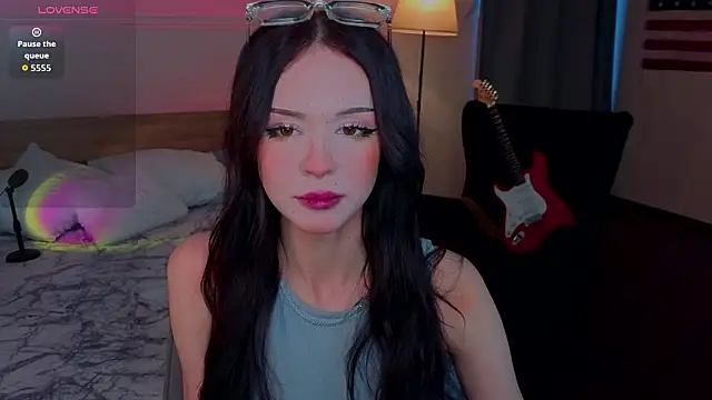 Adetta online show from 5, 3, 2026