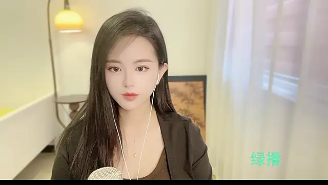 Snapshot of Musae7 chatting on 27, 10, 2025 Musae7 online show from 27, 10, 2025