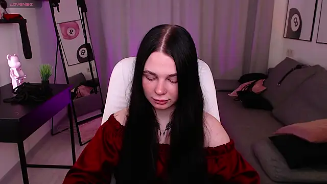 Michela Fruet online show from 28, 2, 2026