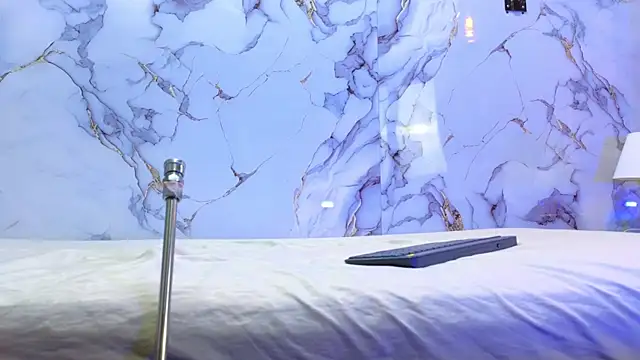 PrincePoppy online show from 13, 1, 2026