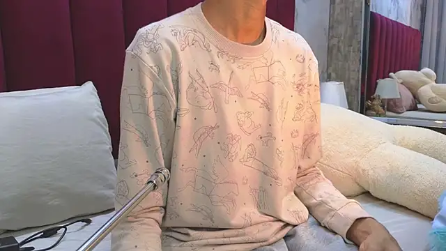 PrincePoppy online show from 4, 3, 2026