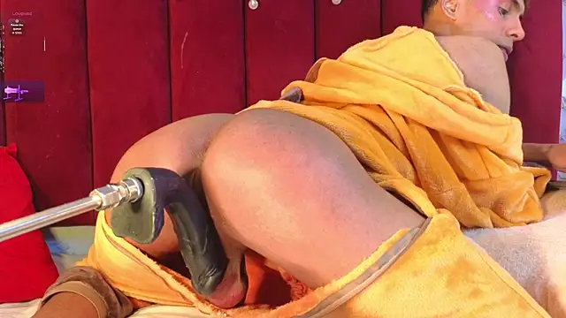 PrincePoppy online show from 26, 10, 2025