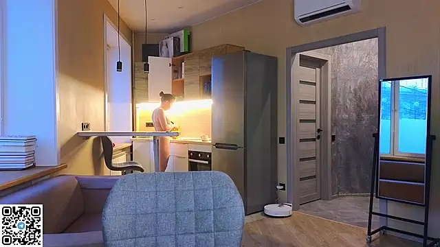 miss bubbles  online show from 11, 4, 2026