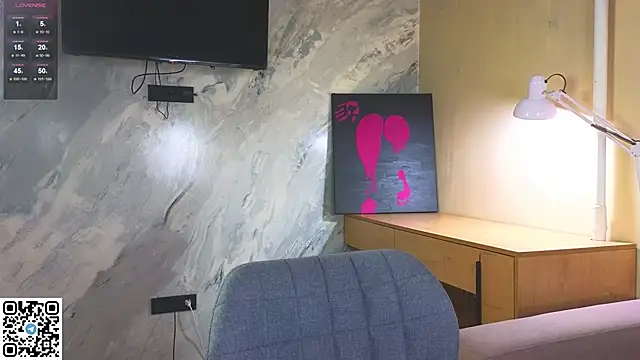 miss bubbles  online show from 11, 10, 2025