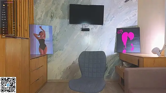 miss bubbles  online show from 30, 11, 2025