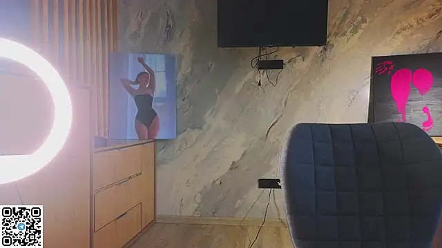 miss bubbles  online show from 8, 11, 2025