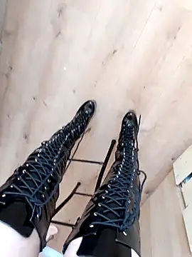 Teafeet online show from 8, 2, 2026