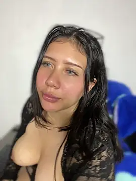 Snapshot of snow_doll chatting on 24, 4, 2026 snow doll online show from 24, 4, 2026