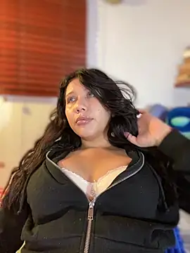 Snapshot of snow_doll chatting on 28, 10, 2025 snow doll online show from 28, 10, 2025