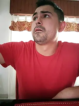 Snapshot of Bradd_32 chatting on 3, 4, 2026 Bradd 32 online show from 3, 4, 2026