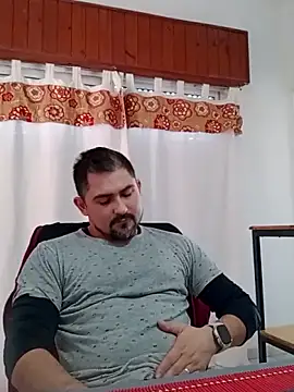 Snapshot of Bradd_32 chatting on 15, 6, 2026 Bradd 32 online show from 15, 6, 2026