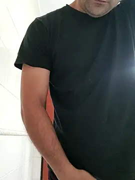 Snapshot of Bradd_32 chatting on 28, 2, 2026 Bradd 32 online show from 28, 2, 2026