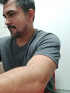 Bradd 32 online show from 25, 5, 2026