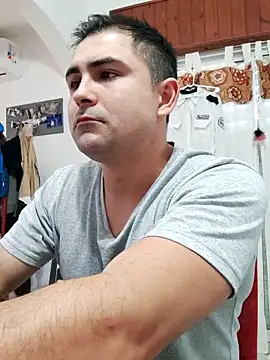 Bradd 32 online show from 13, 4, 2026