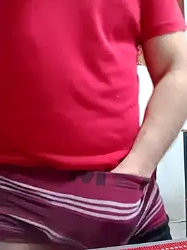 Snapshot of Bradd_32 chatting on 27, 6, 2026 Bradd 32 online show from 27, 6, 2026