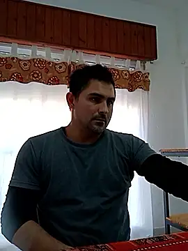 Snapshot of Bradd_32 chatting on 30, 5, 2026 Bradd 32 online show from 30, 5, 2026