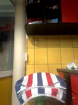 Snapshot of adiluci1 chatting on 2, 11, 2025 adiluci1 online show from 2, 11, 2025