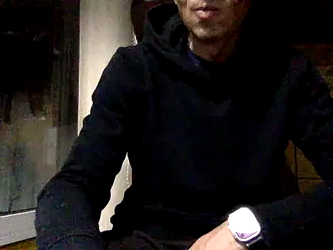 Snapshot of adiluci1 chatting on 3, 11, 2025 adiluci1 online show from 3, 11, 2025