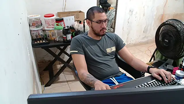 Leonino231 online show from 10, 10, 2025