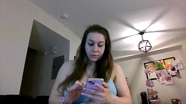 Snapshot of thedevinemama chatting on 5, 5, 2026 thedevinemama online show from 5, 5, 2026