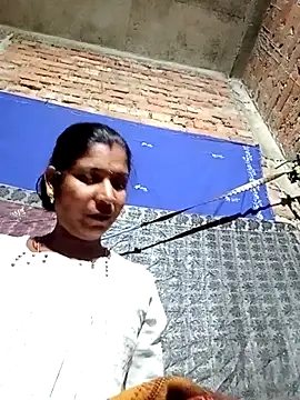 Savita992 online show from 4, 12, 2025