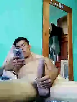 frankitocam4 online show from 8, 2, 2026