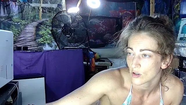 Snapshot of aquafoxy chatting on 7, 7, 2026 aquafoxy online show from 7, 7, 2026