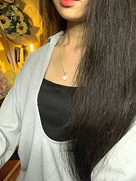 Snapshot of Nhinhi18 chatting on 6, 11, 2025 Nhinhi18 online show from 6, 11, 2025