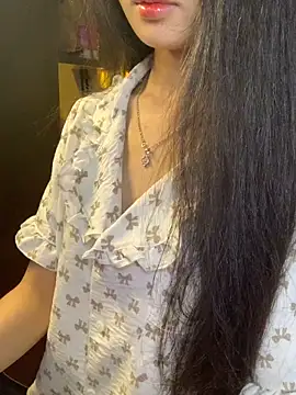 Nhinhi18 online show from 18, 4, 2026